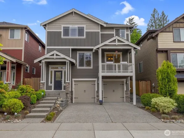20704 2nd Avenue W, Lynnwood, WA 98036