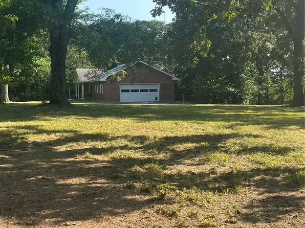 4755 Highway B, Bland, MO 65014