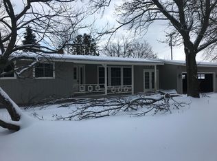 10384 Lincoln Lake Ave NE, Greenville, MI