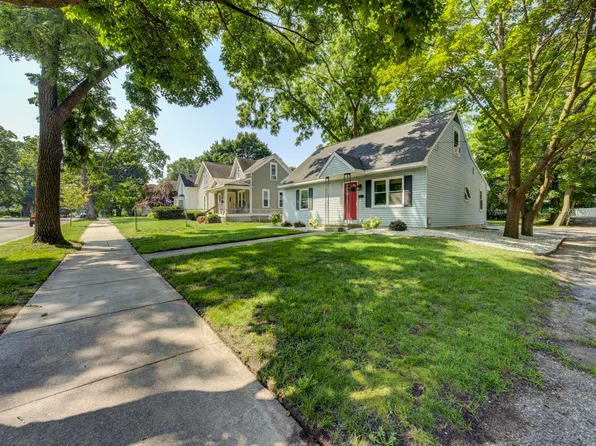 313 N Spruce St, Traverse City, MI 49684