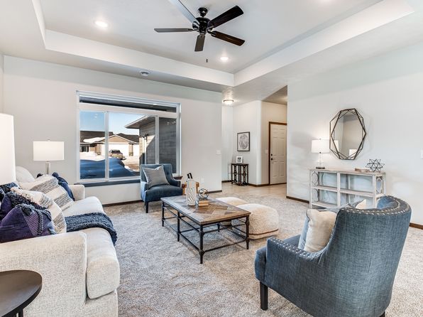 sioux-falls-south-dakota-380316241 picture