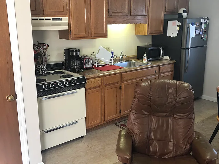 114 Sylvan St #204 — Photo 3