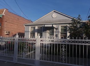 2042 Chatterton Ave, Bronx, NY 10472