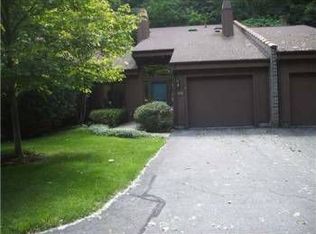 1712 W North Shore Dr #34, South Bend, IN 46617