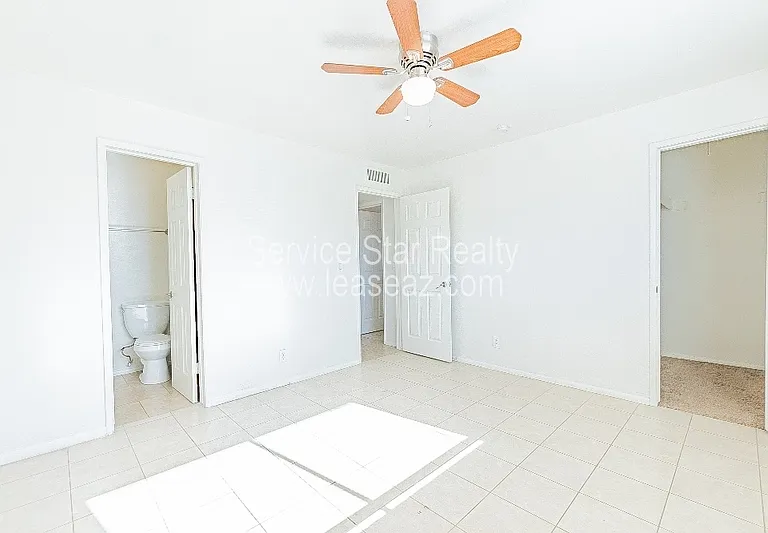 532 W Dublin St — Photo 9