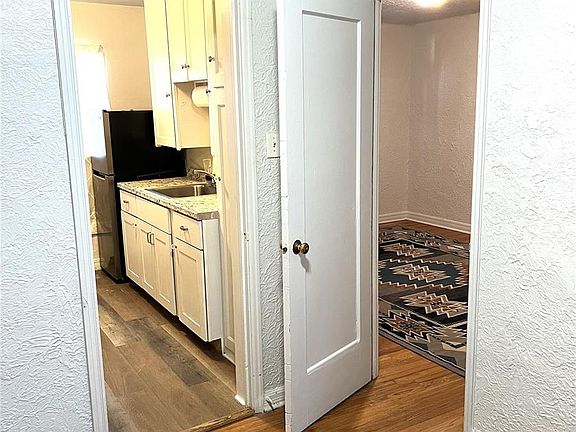 5th image of 2525 E 14th Ave APT 2