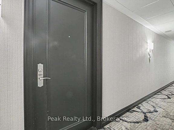 5th image of 61 Town Centre Ct #1201