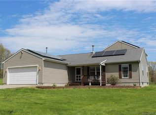 493 Pucker St, Coventry, CT 06238