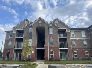 136 Harmony Meadows Ct, O'Fallon, MO 63368