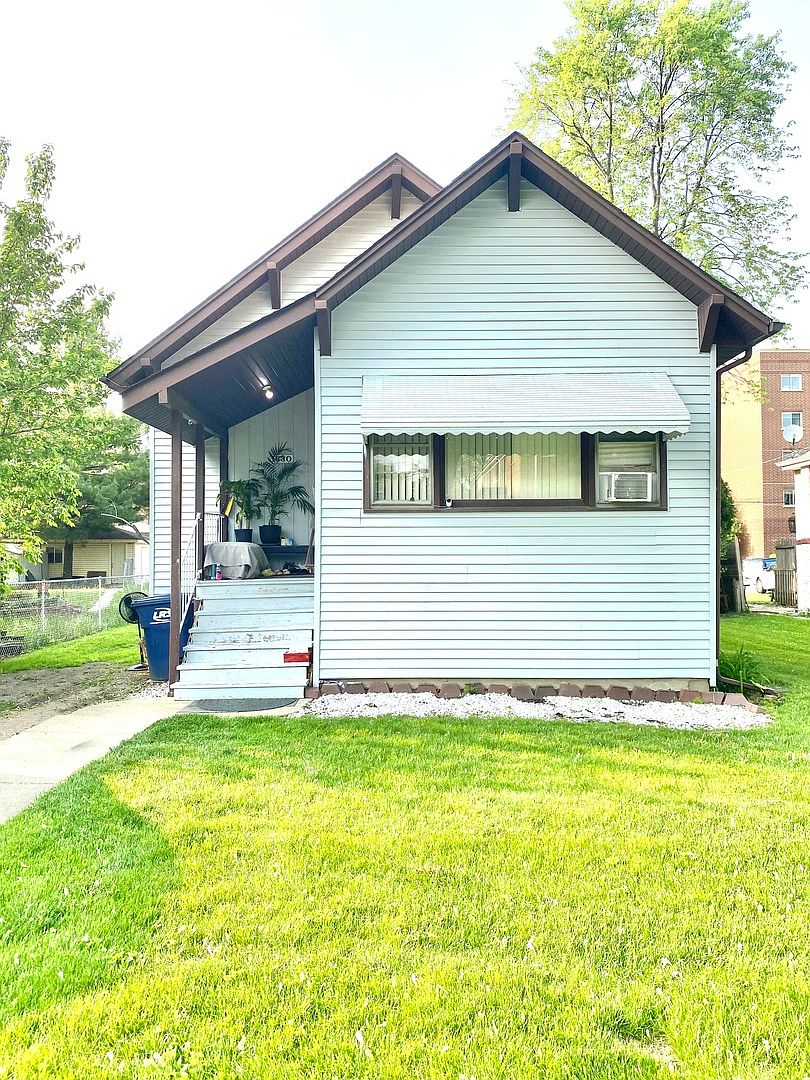 1630 Oakwood Ave, Des Plaines, IL 60016 MLS 11790557 Zillow