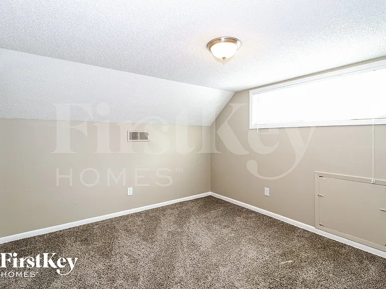 3500 Marietta Blvd — Photo 9