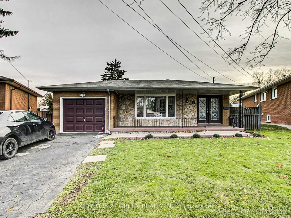 33 Garvey Cres #MAIN