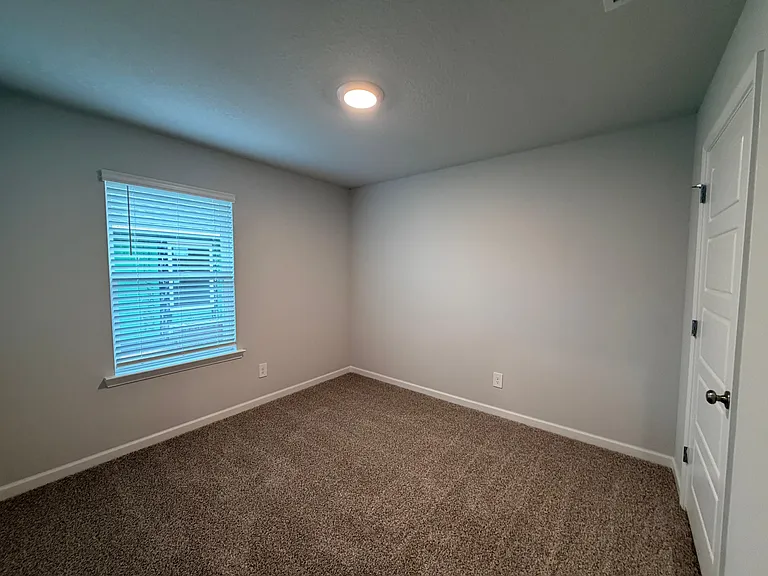 10555 Lowell St W — Photo 22