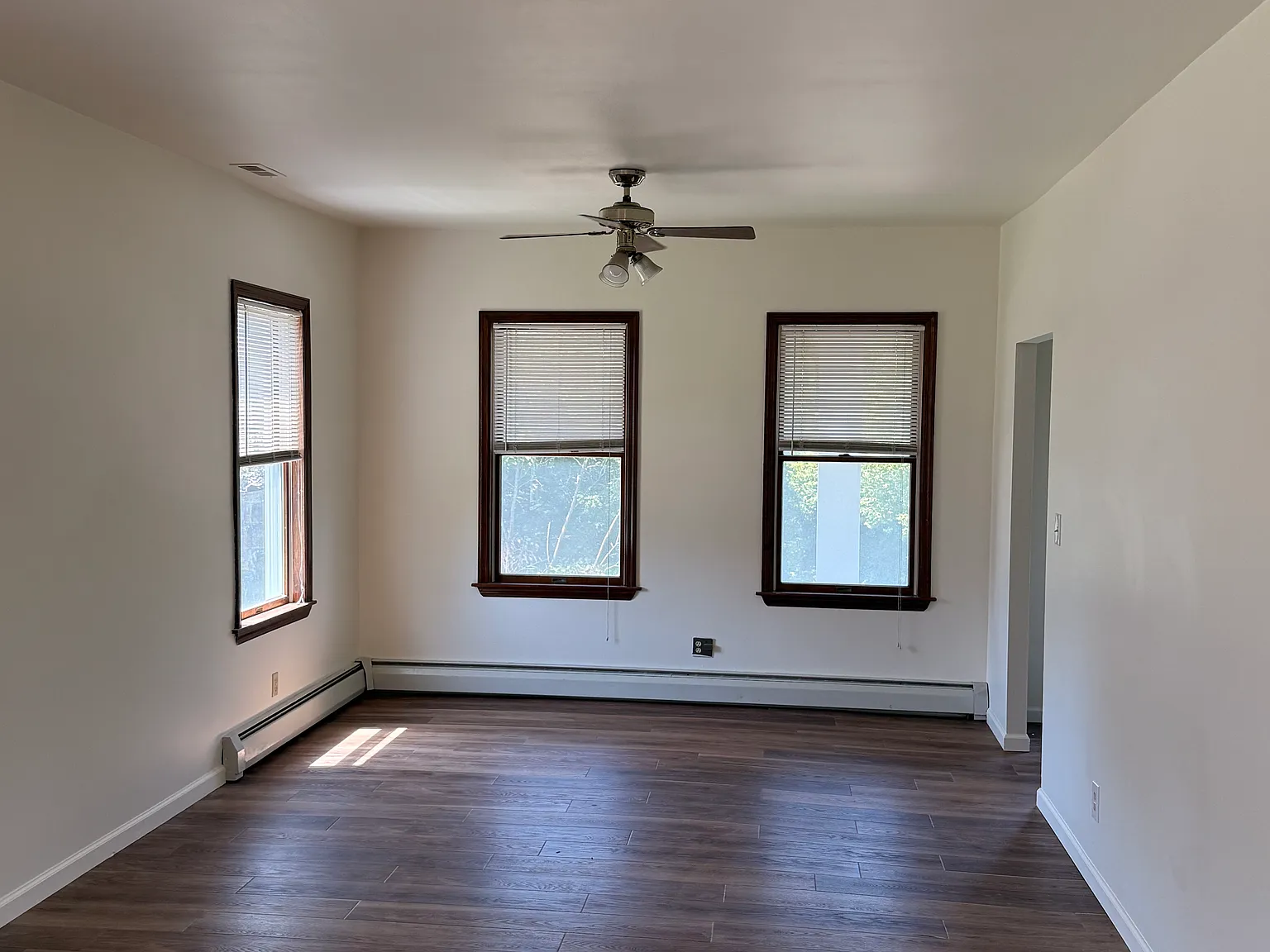 3 bed, 1780 sqft, $2,350 — Photo 4