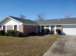 2208 Pentland Rd, Lynn Haven, FL 32444