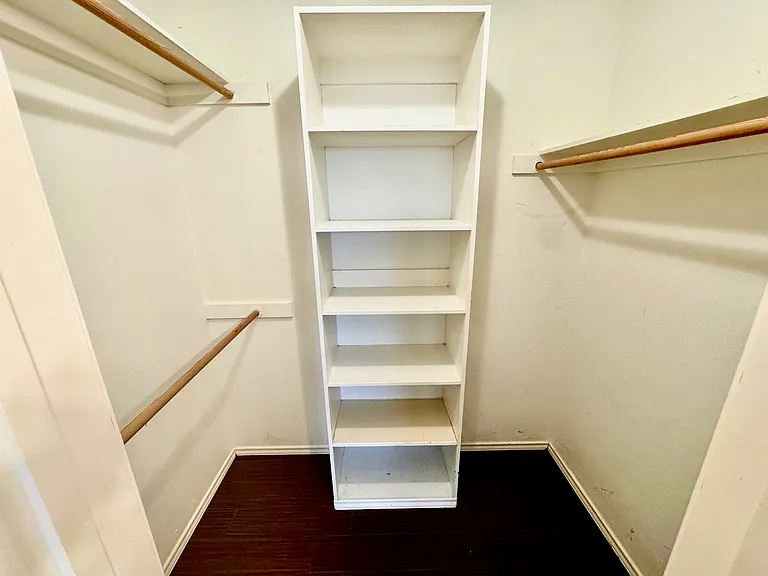 604 Harris Dr — Photo 8