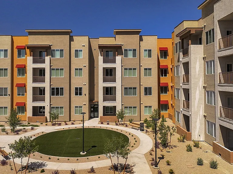 Suncrest Vista at Canyon Trails 55+ Apartments — Photo 7