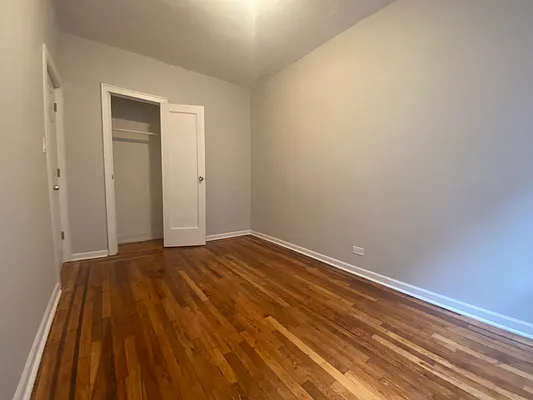 Rented by Realty 2000 Corp | media 8