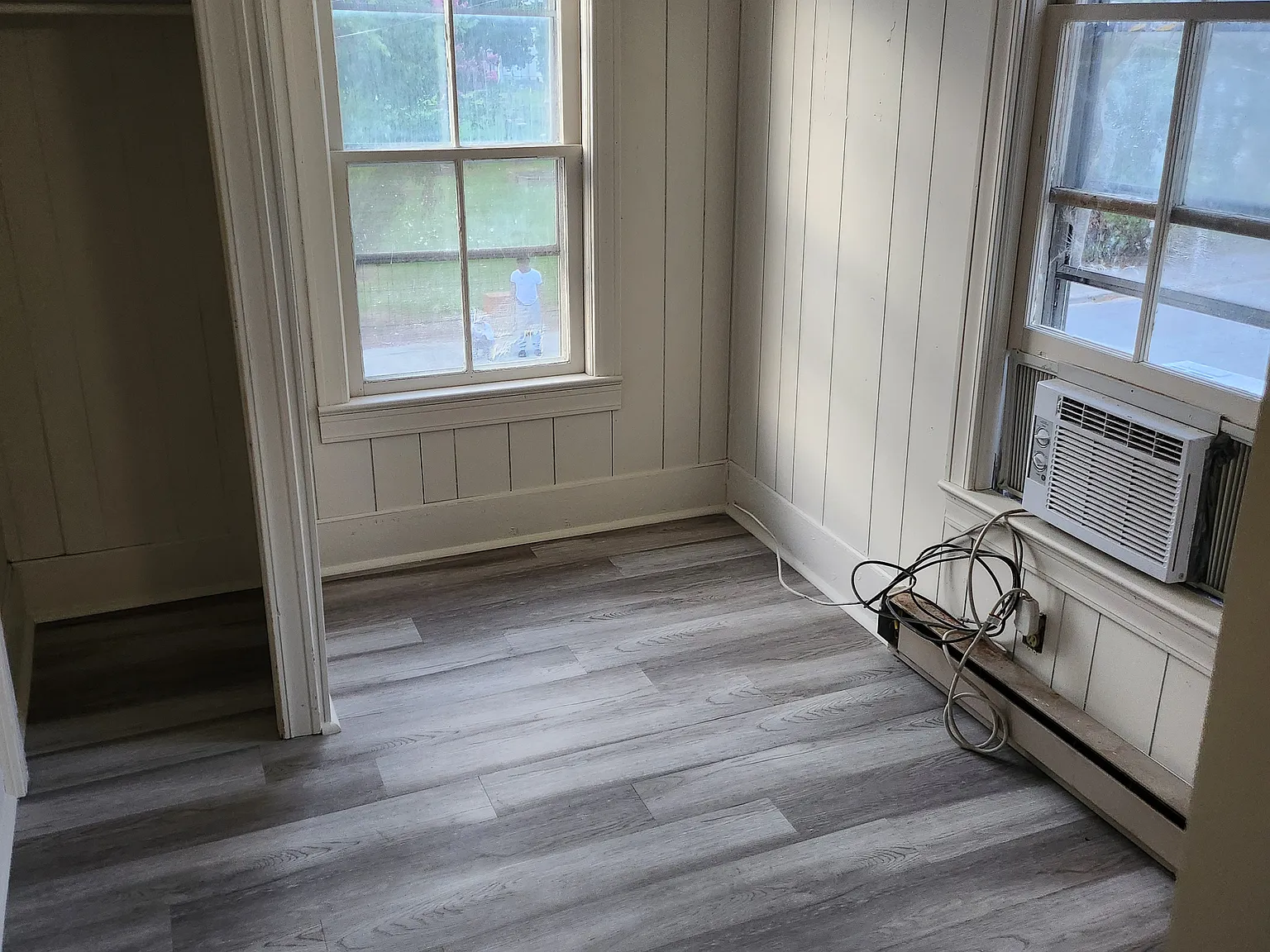 507 Shepard St — Photo 4