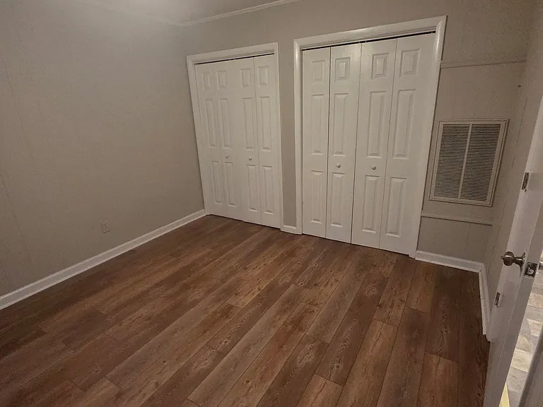 1208 Avondale Dr — Photo 4