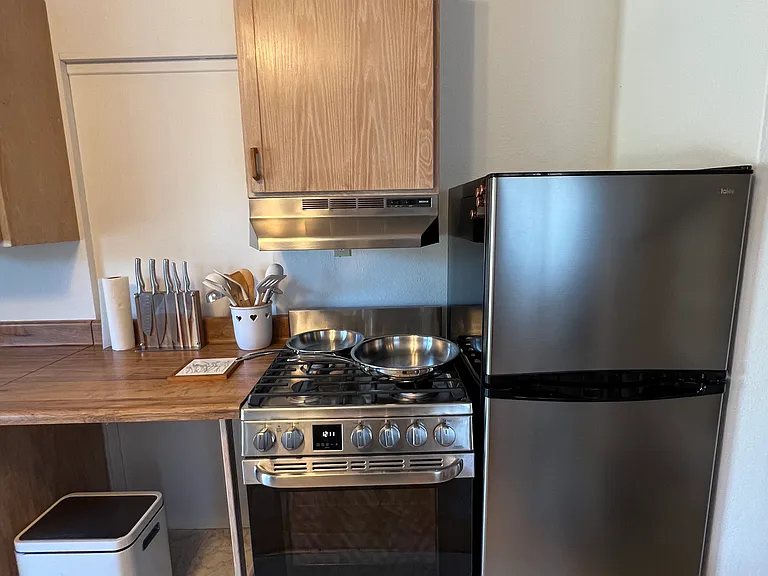 568 Acadia Dr #B — Photo 8