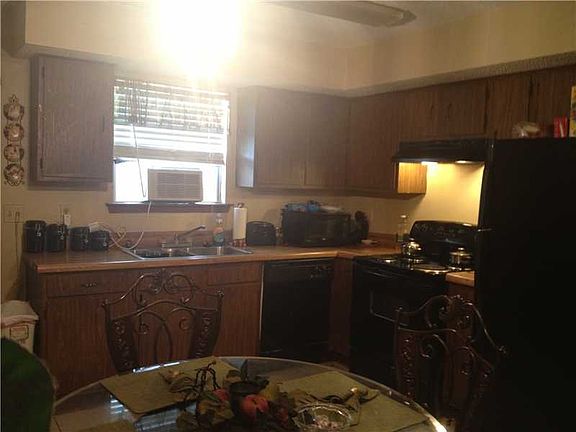 5th image of 1912 Cartier Dr