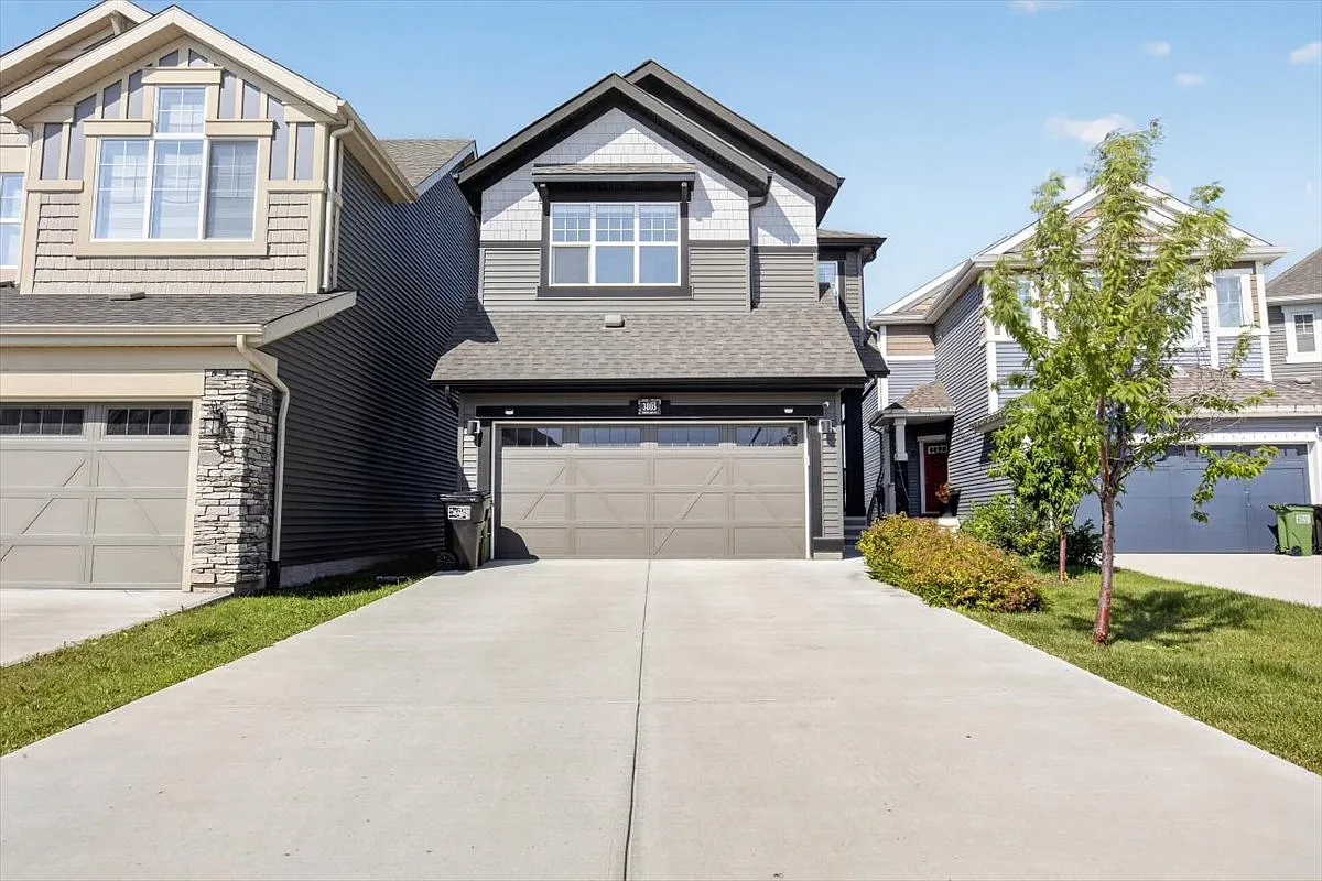 Ellerslie 3 Bed 3 Bath Walkout Basement For Rent — Photo 2