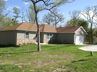 132 Timber Ridge Ln, Lake Ozark, MO 65049