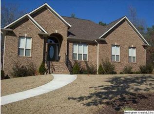 681 Mays Bend Ln, Pell City, AL 35128