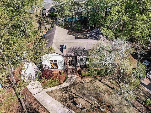 2nd image of 200 Westcliff Dr