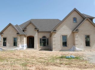 3612 Lake Pointe Dr, Jonesboro, AR 72404