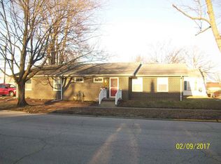 1030 College Ave, Vincennes, IN