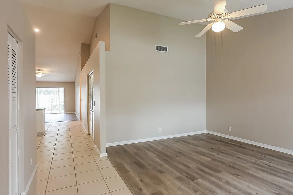 3 bed, 2.0 bath, 1908 sqft, $3,785 — Photo 4