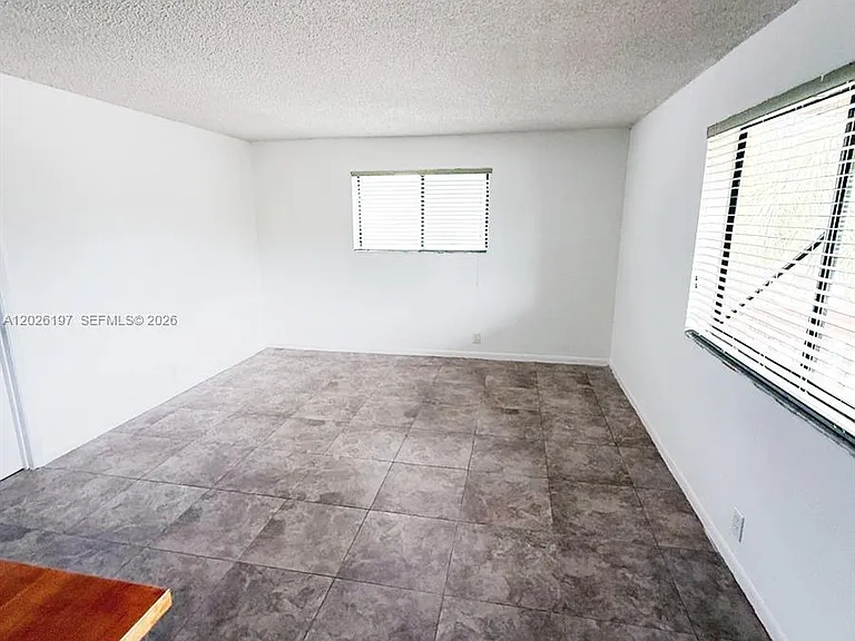 2070 NW 43rd Ter #6 — Photo 8