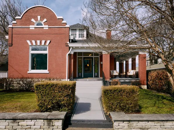 1015 Villa Pl, Nashville, TN 37212