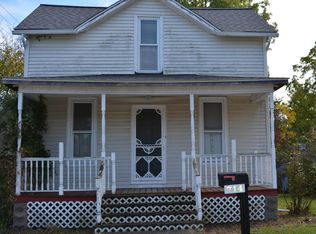 714 Nebobish Ave, Bay City, MI 48708