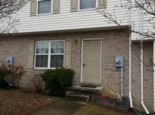 417 Ridgefield Ave, Stephens City, VA 22655