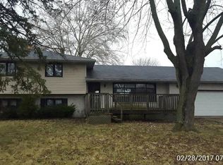 840 W 56th Pl, Merrillville, IN 46410