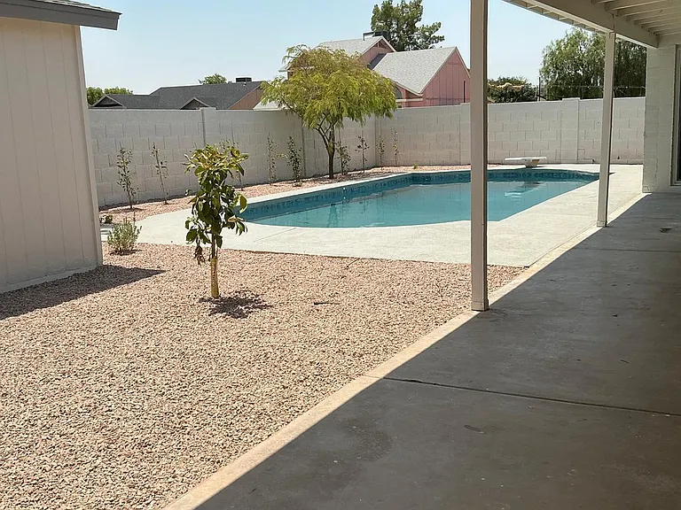 8837 W Highland Ave — Photo 4