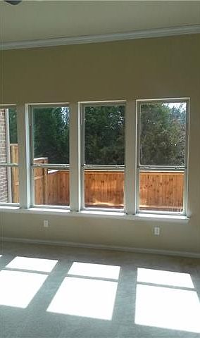 2nd image of 2014 Osprey Ln