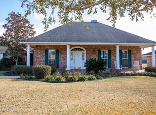 120 N Hillary Ave, Lafayette, LA 70506