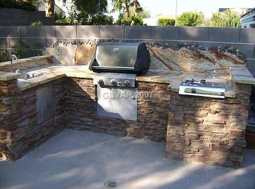 Custom Built-in BBQ