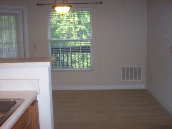 5th image of 130 Langshire Ct #15