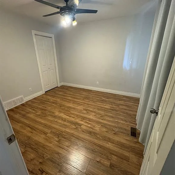 5251 Grand Blvd #UPPER — Photo 9