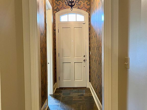3rd image of 315 Richland Ave