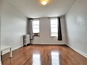 Rented by Rentall Group Inc