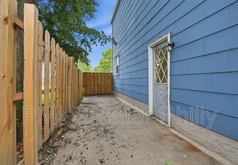 1523 W Cheltenham Ave — Photo 28