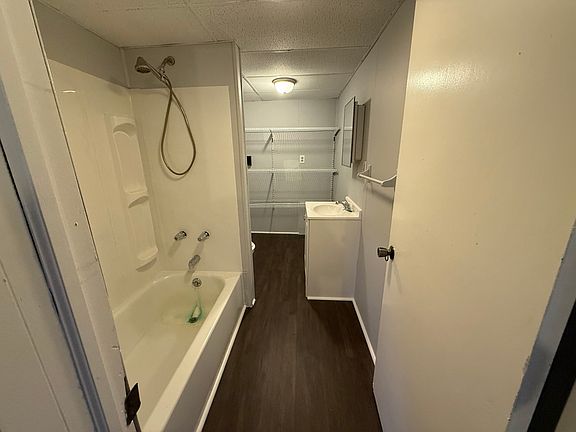 4th image of 7 Market St #1