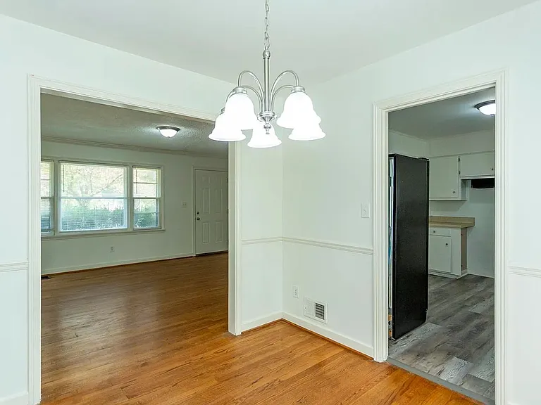 1152 Dogwood Ln — Photo 8