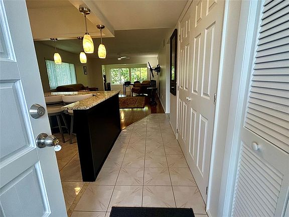 4th image of 2436 Rhodesian Dr APT 42